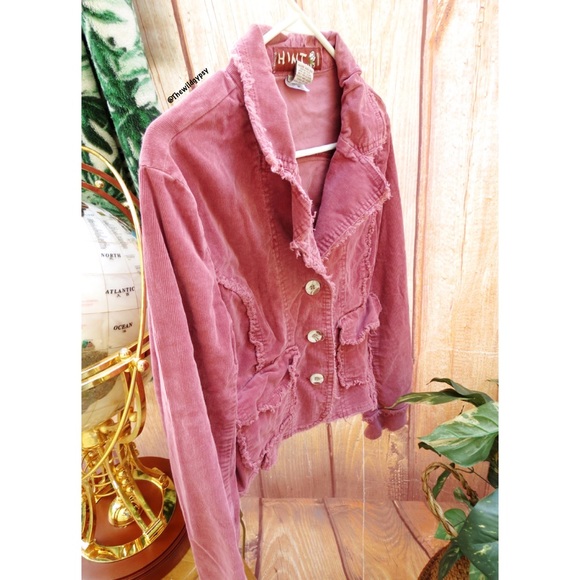 Vintage blush pink distressed cropped corduroy shacket 🍂 - Picture 2 of 7